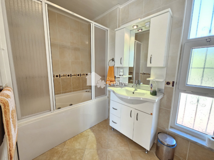 Image No.39-4 Bed Villa for sale