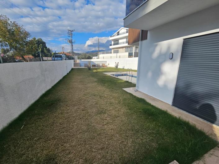 Image No.10-4 Bed Villa for sale