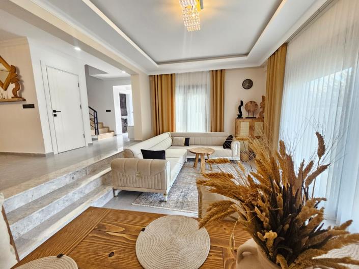 Image No.17-4 Bed Villa for sale