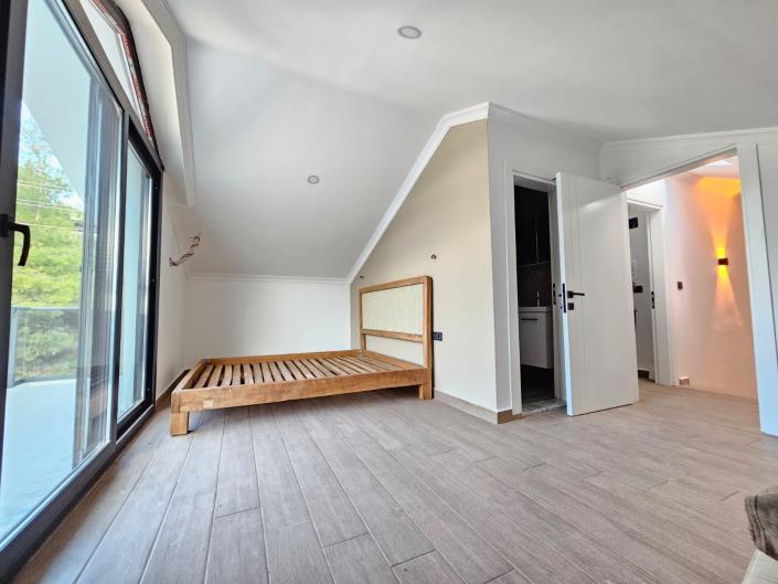 Image No.34-4 Bed Villa for sale