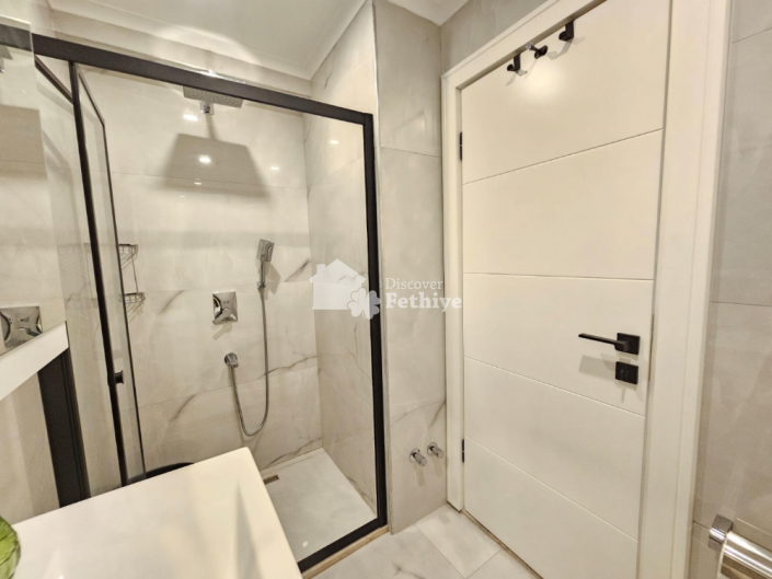 Image No.26-1 Bed Apartment for sale