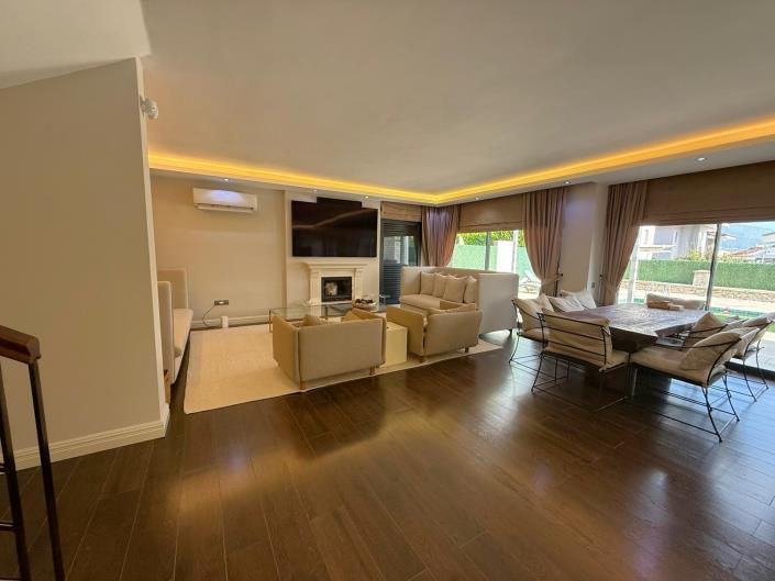 Image No.14-Villa de 5 chambres à vendre à Çalis