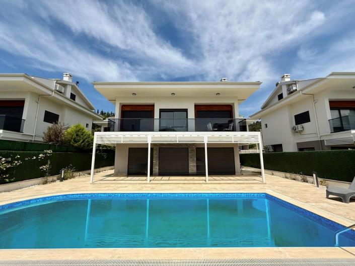 Image No.4-Villa de 5 chambres à vendre à Çalis