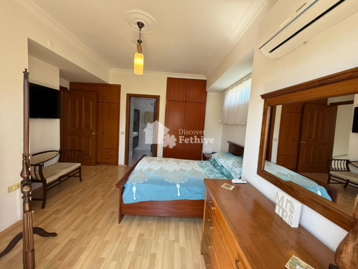 Image No.29-3 Bed Villa for sale