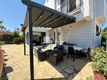 185_Calis-three-bed-27