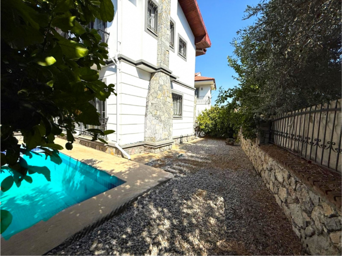 Image No.5-Villa de 3 chambres à vendre à Çalis