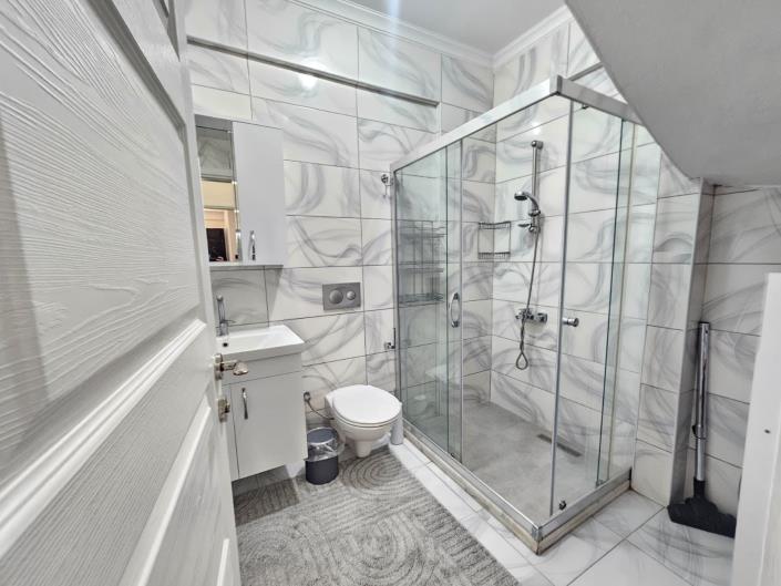 Image No.9-1 Bed Apartment for sale