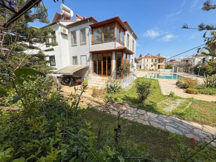 Image No.34-4 Bed Villa for sale