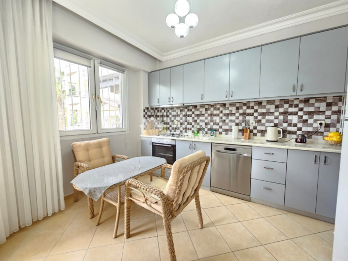 Image No.13-3 Bed Apartment for sale