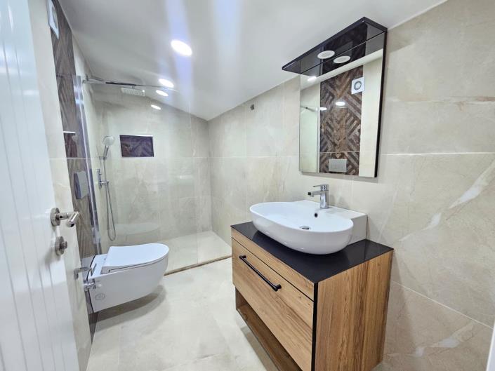 Image No.38-6 Bed Villa / Detached for sale