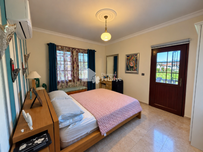 Image No.25-5 Bed Villa for sale