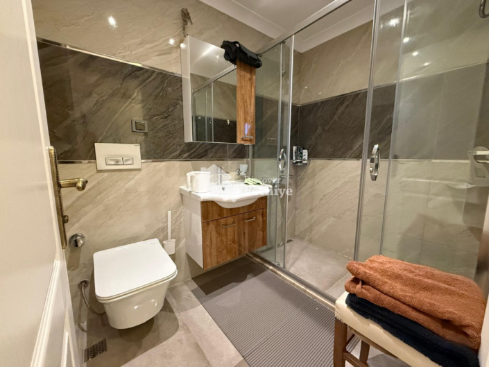 Image No.39-5 Bed Villa for sale