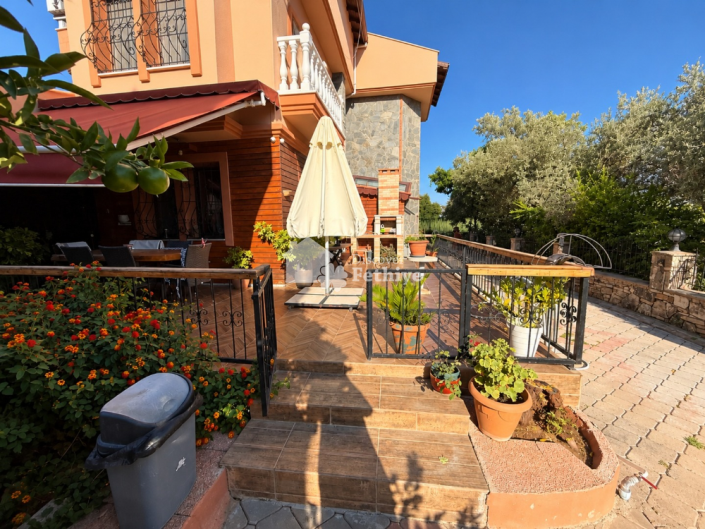 Image No.22-5 Bed Villa for sale