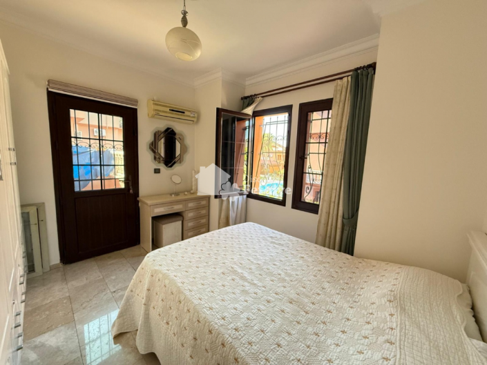 Image No.30-5 Bed Villa for sale