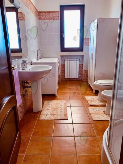 Image No.11-3 Bed Villa / Detached for sale