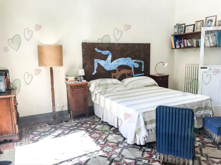 Image No.24-4 Bed Mansion for sale