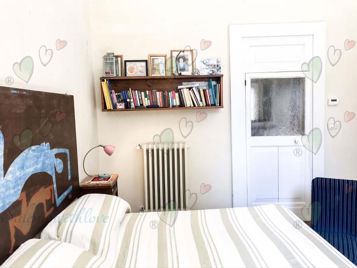 Image No.25-4 Bed Mansion for sale