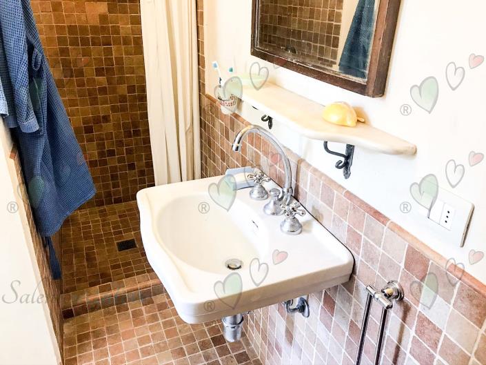 Image No.29-4 Bed Mansion for sale