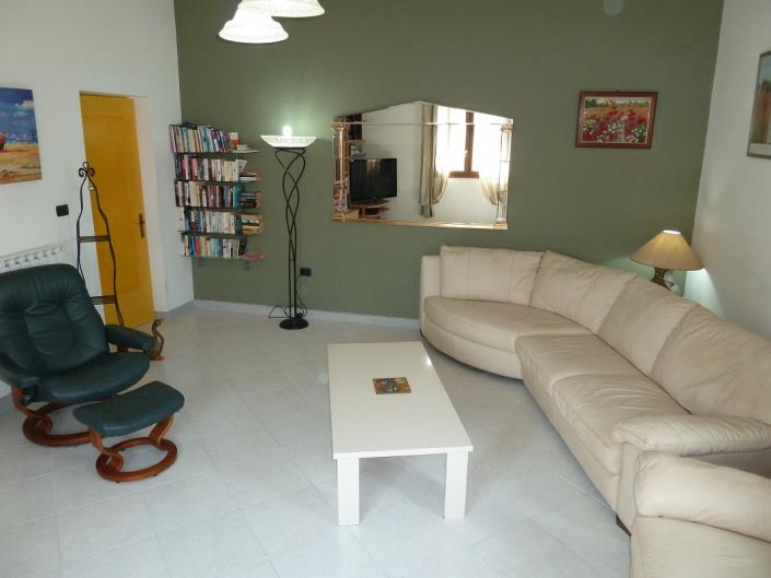 Image No.12-Villa / Détaché de 5 chambres à vendre à Torchiarolo