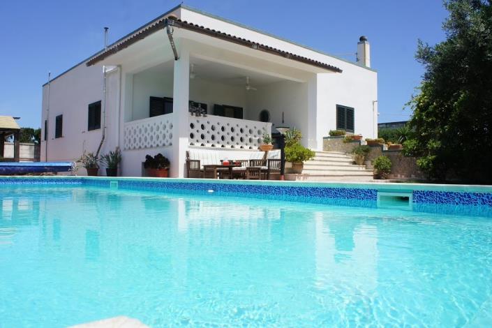 Image No.3-Villa / Détaché de 5 chambres à vendre à Torchiarolo