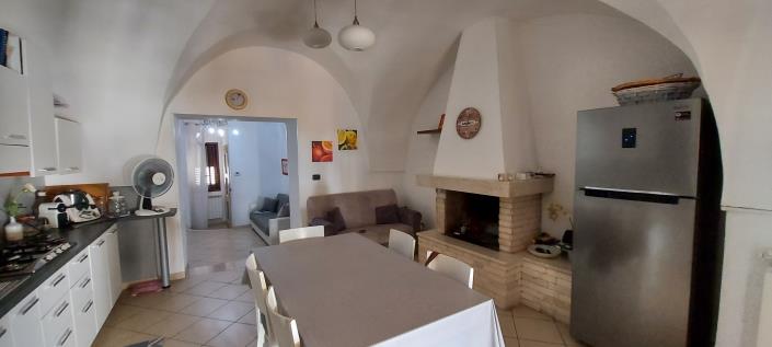 Image No.2-Maison de ville de 2 chambres à vendre à Galatone