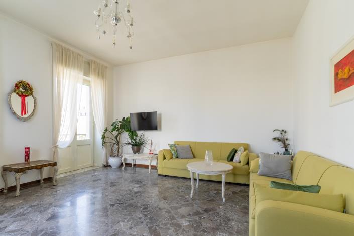 Image No.17-1 Bed Apartment for sale