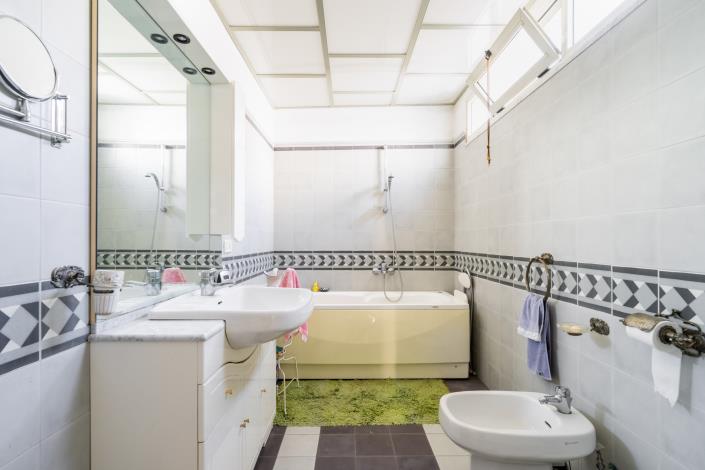 Image No.23-Appartement de 3 chambres à vendre à Galatina