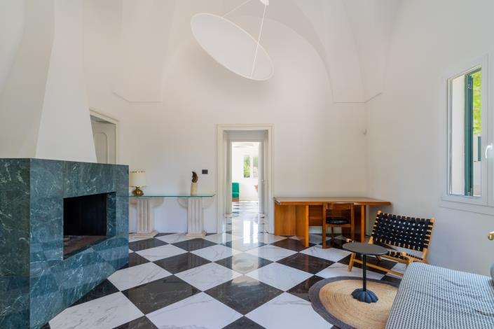 Image No.1-2 Bed Villa for sale