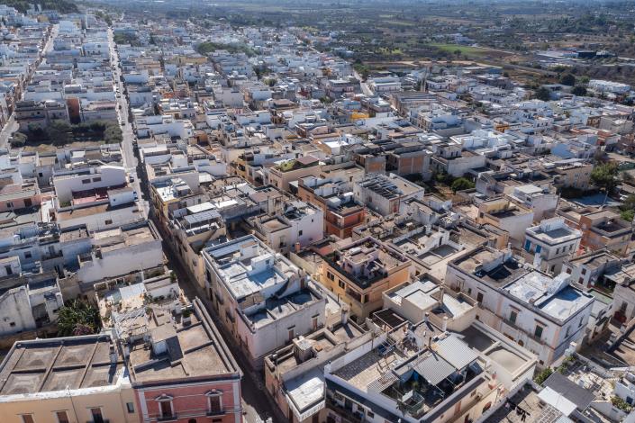 Image No.17-3 Bed Mansion for sale