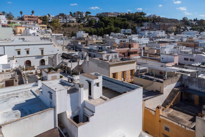 Image No.22-3 Bed Mansion for sale