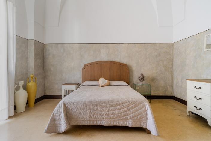 Image No.30-3 Bed Mansion for sale