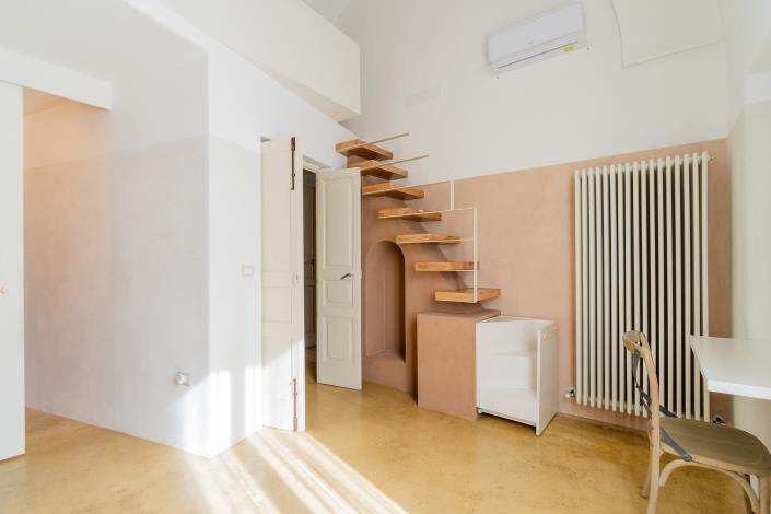 Image No.36-3 Bed Mansion for sale