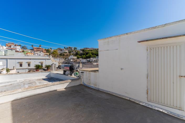 Image No.48-3 Bed Mansion for sale