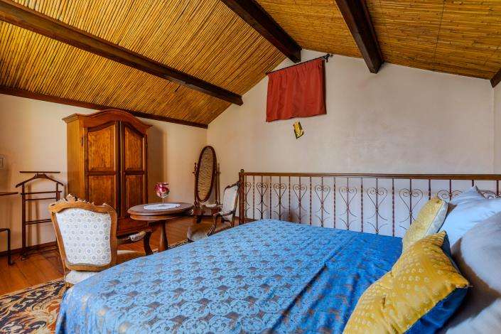 Image No.18-7 Bed Hotel for sale