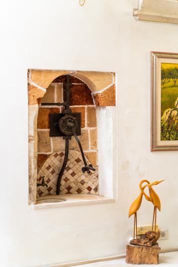 Image No.52-7 Bed Hotel for sale