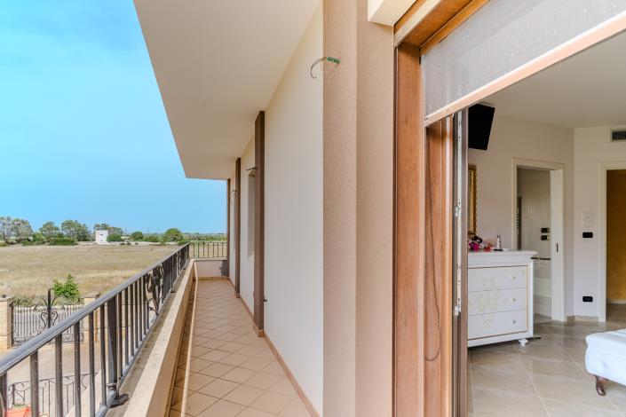 Image No.17-4 Bed Villa for sale