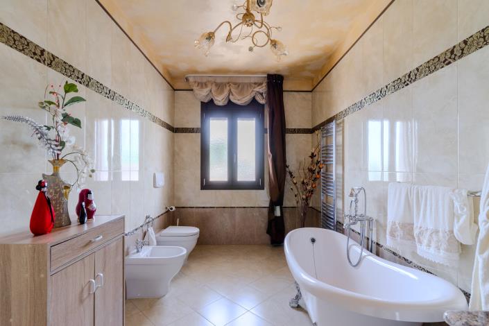 Image No.51-4 Bed Villa for sale