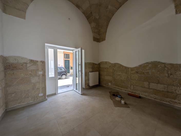 Image No.5-2 Bed Townhouse for sale