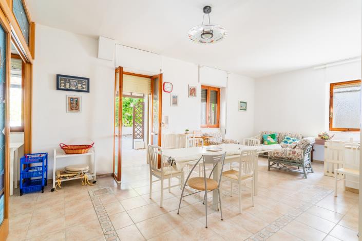 Image No.12-Villa de 3 chambres à vendre à Melendugno