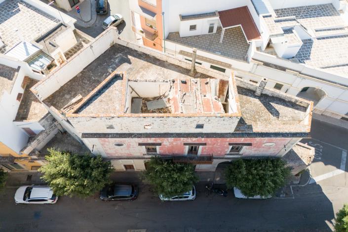 Image No.15-2 Bed Townhouse for sale