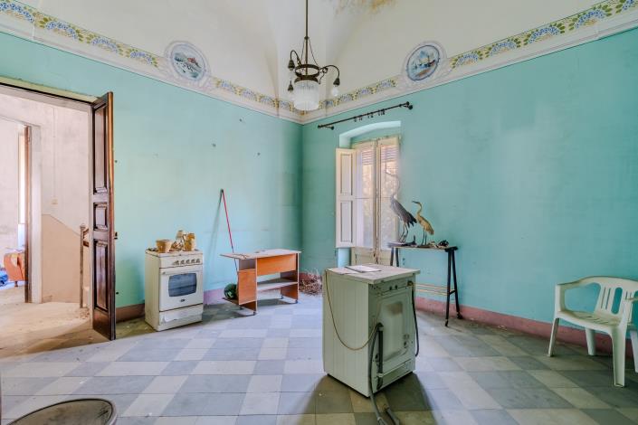 Image No.28-2 Bed Townhouse for sale