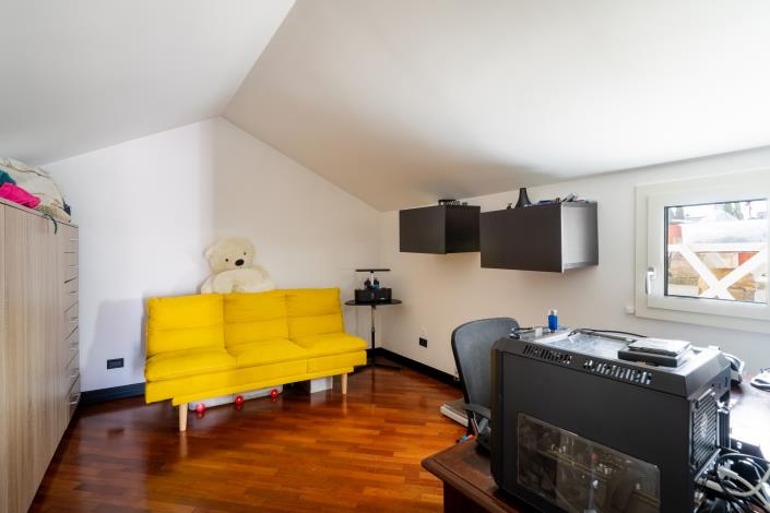 Image No.22-2 Bed Apartment for sale