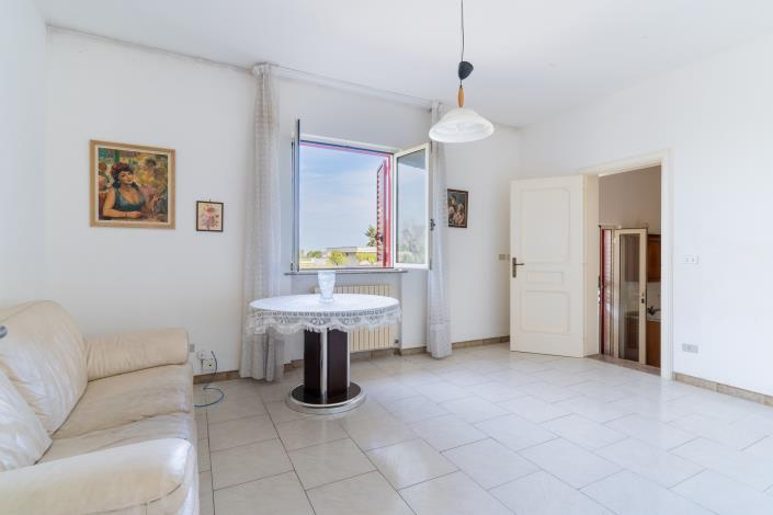 Image No.14-Villa / Détaché de 2 chambres à vendre à Cutrofiano