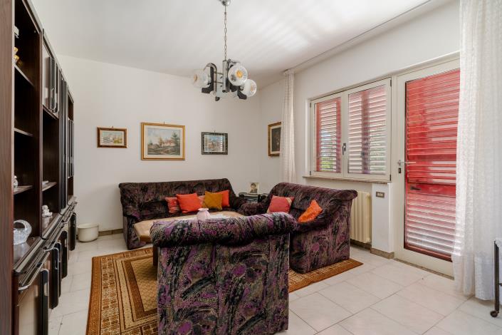 Image No.15-Villa / Détaché de 2 chambres à vendre à Cutrofiano