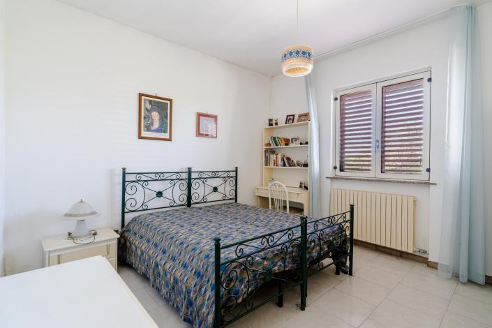 Image No.19-Villa / Détaché de 2 chambres à vendre à Cutrofiano