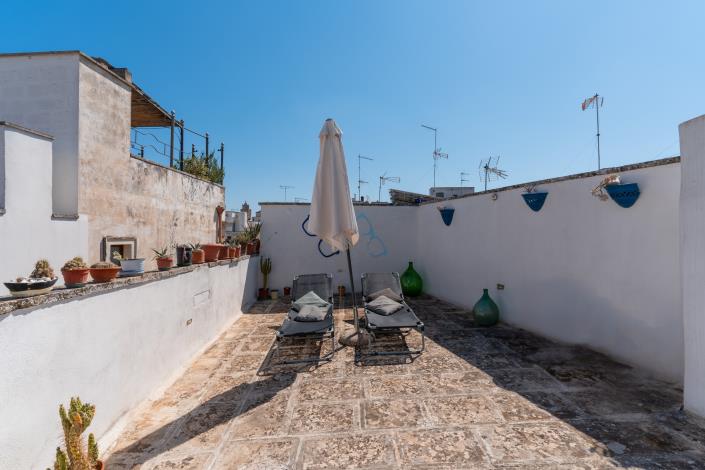 Image No.7-2 Bed Townhouse for sale