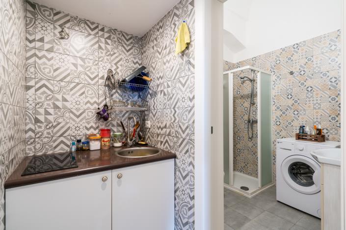 Image No.30-2 Bed Townhouse for sale