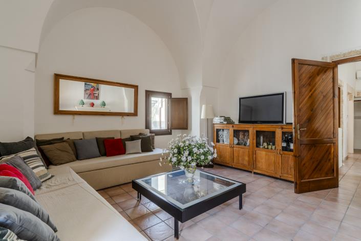 Image No.2-4 Bed Townhouse for sale