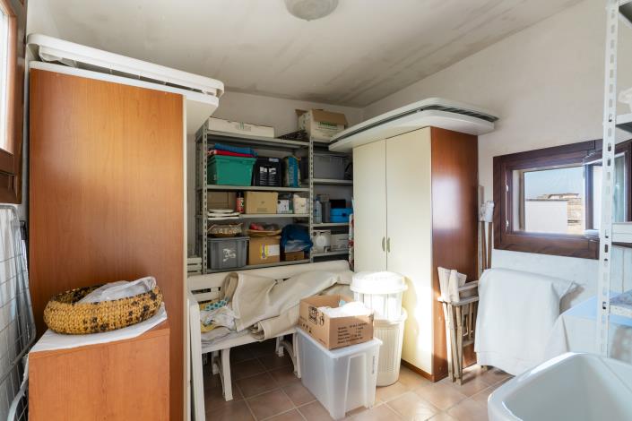 Image No.21-4 Bed Townhouse for sale