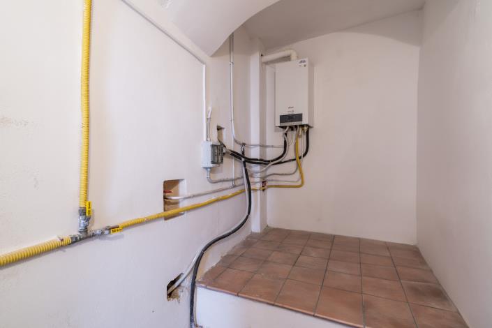 Image No.31-4 Bed Townhouse for sale